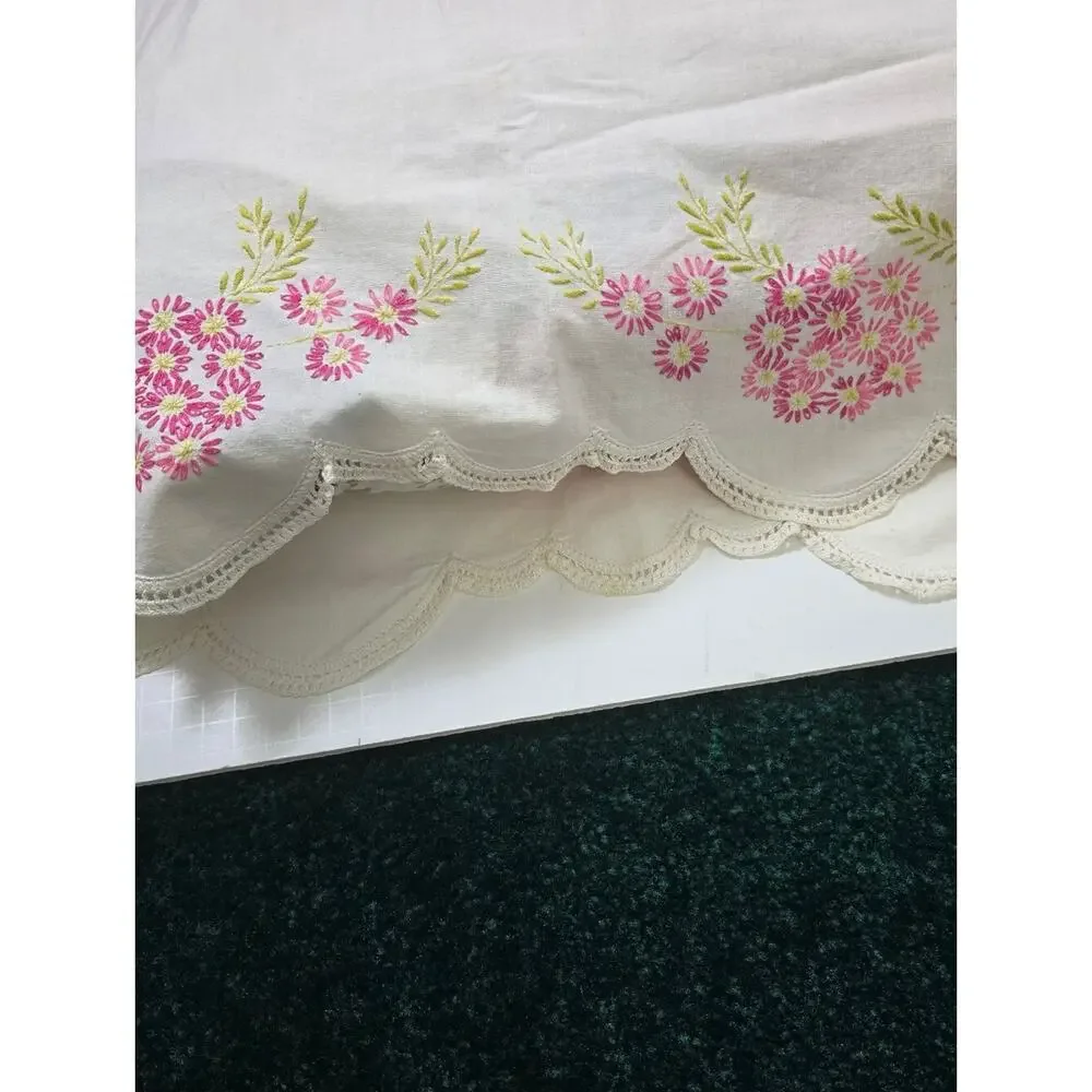Vintage Hand Embroidered Pillowcase Scalloped Hem Cottagecore Farmhouse Floral